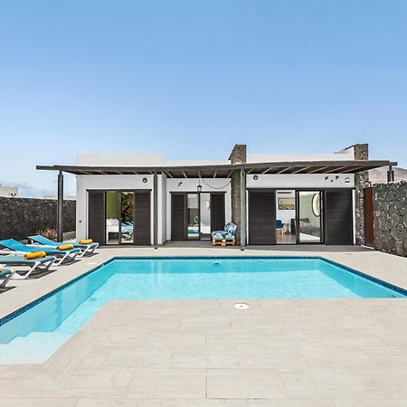 3 Bedroom Villa With Private Pool Close To Papagayo Beach Playa Blanca  Zewnętrze zdjęcie
