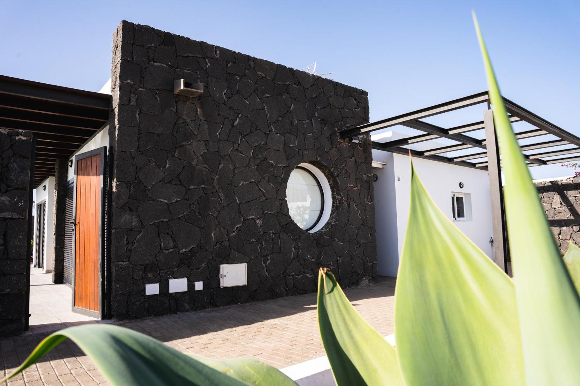 3 Bedroom Villa With Private Pool Close To Papagayo Beach Playa Blanca  Zewnętrze zdjęcie